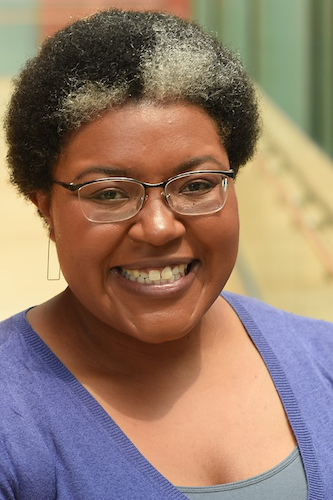 Headshot of Stephanie Jennings